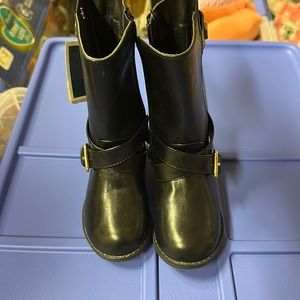 Michael kors size 7 boots NWT